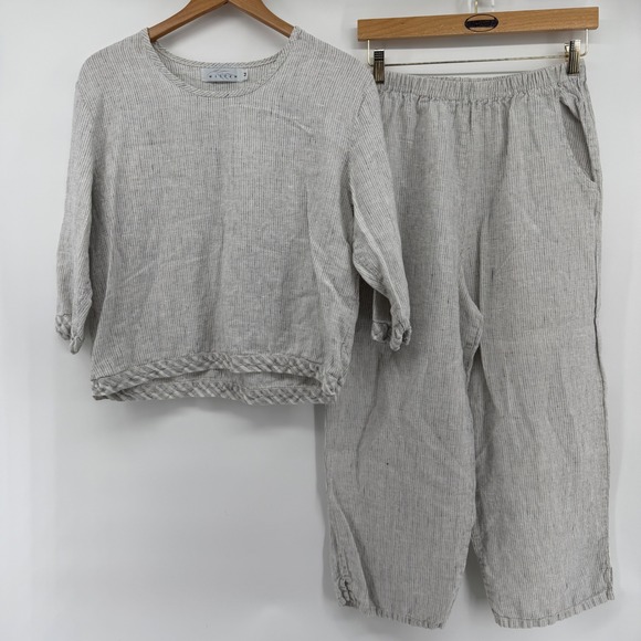 Willow Pants - Willow 100% Linen 2 Piece Set Gray White Striped Top and Cropped Pants Womens M